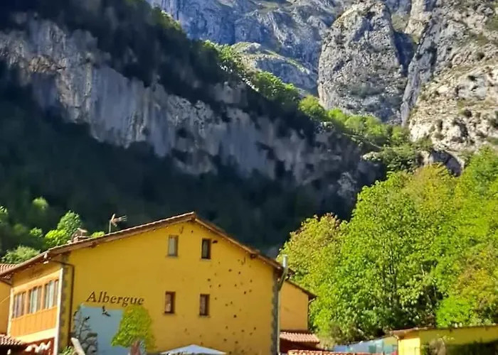 De El Diablo De La Peña Hostal Caín